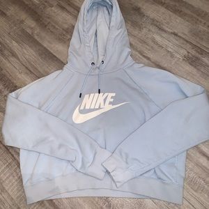 Cropped Nike Hoodie